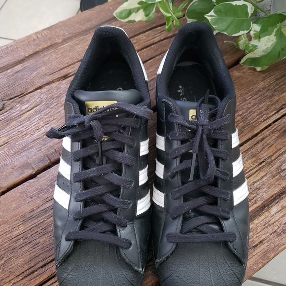 Adidas Superstar Black with White Stripes Men's Sneakers Size 11.5 - Picture 6 of 11